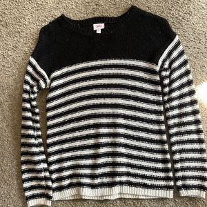 Justice Girls Sweater Hardly Worn